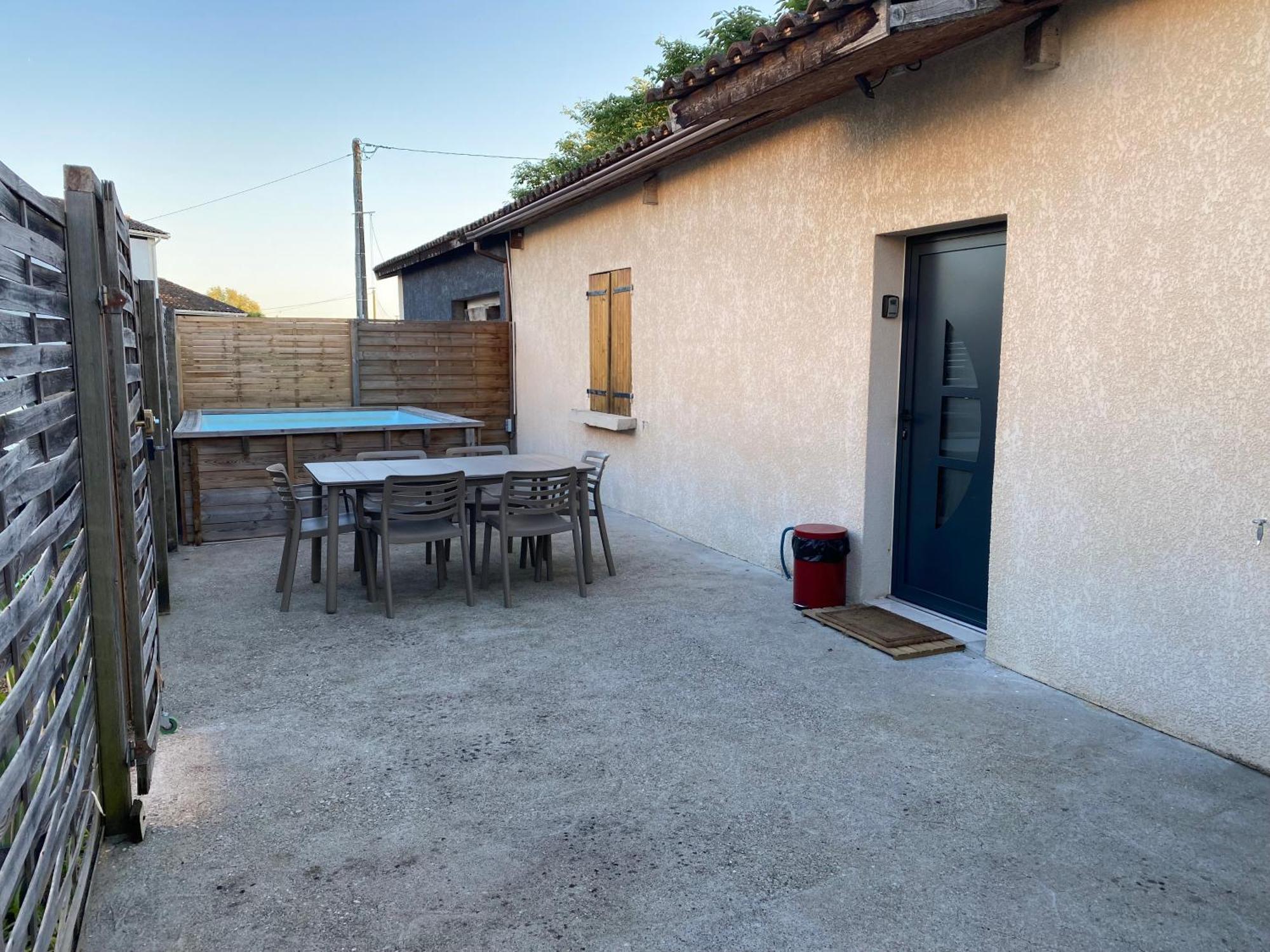 Maison Des Romains فينوف سور لو المظهر الخارجي الصورة